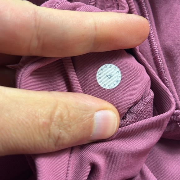 Lululemon Ready To Race Crop *21" Moss Rose - Picture 5 of 6